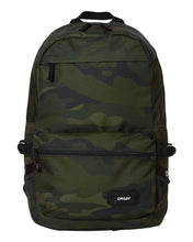 [NEW] Oakley 20L Street Backpack